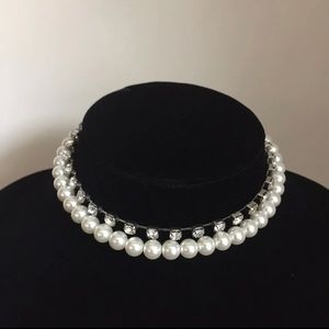 💰3/$15 Faox Pearl W/ Clear Rhinestone M006